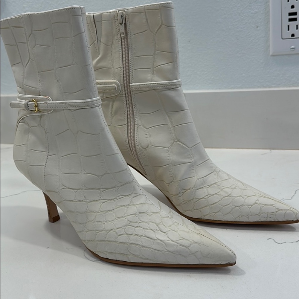 White womens bootie